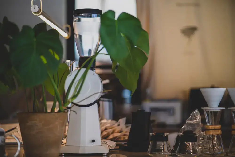 Professionelle Espressomaschine im Kaffeewagen